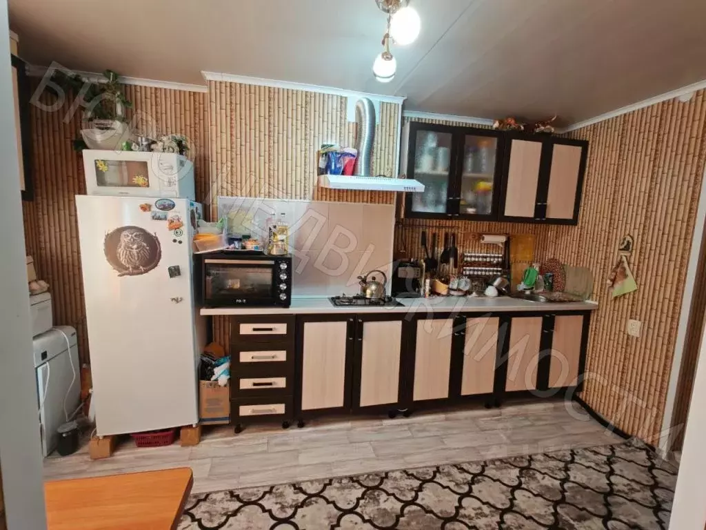 2-к кв. Саратовская область, Балашов Фабричная ул., 4 (63.0 м) - Фото 1