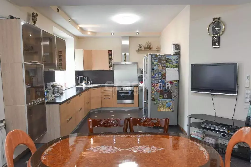 4-к кв. Сахалинская область, Южно-Сахалинск Комсомольская ул., 265А ... - Фото 1