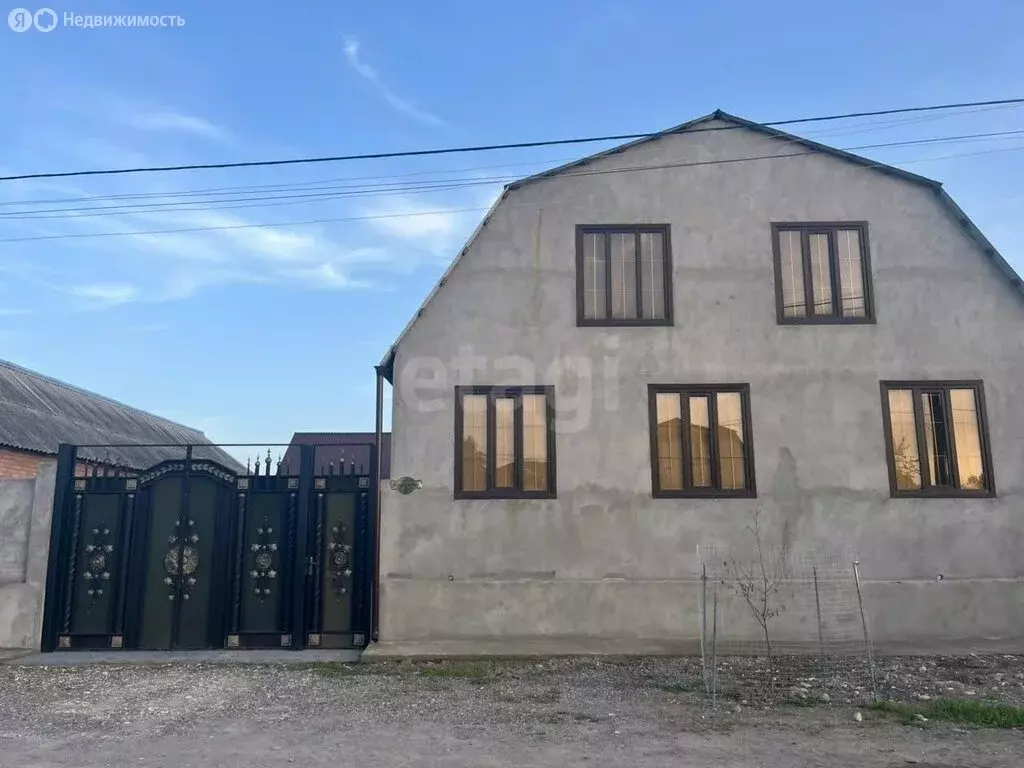 Дом в Республика Ингушетия, Карабулак (250 м) - Фото 1