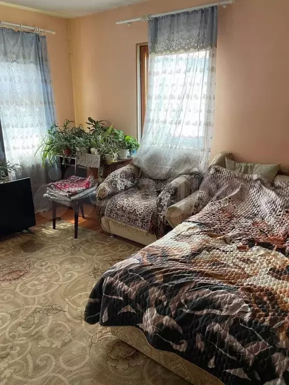 3-к. квартира, 56 м, 1/1 эт. - Фото 1