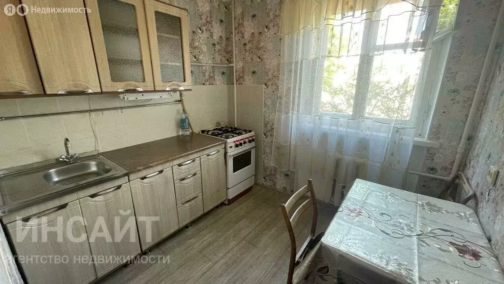 3-комнатная квартира: Севастополь, улица Академика Крылова, 9 (54 м) - Фото 0