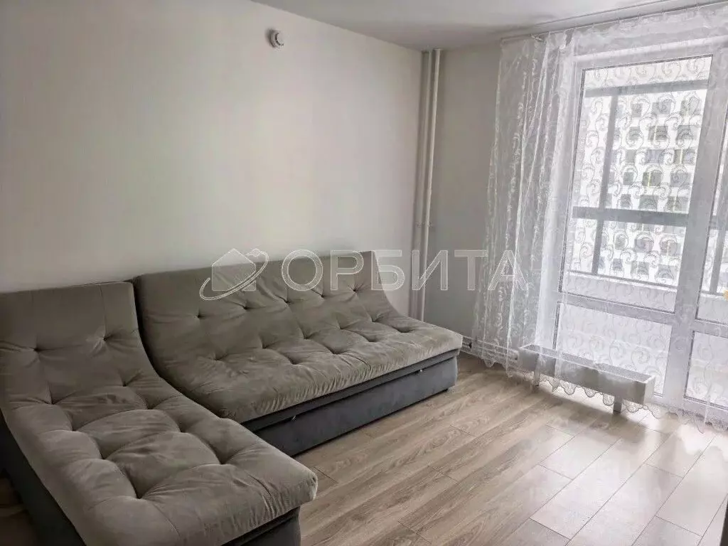 2-к кв. Тюменская область, Тюмень Полевая ул., 117к3 (61.9 м) - Фото 1