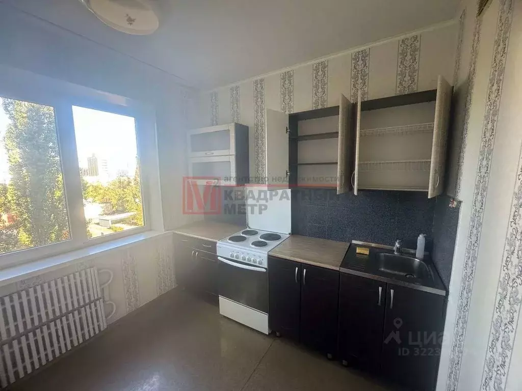 1-к кв. Белгородская область, Старый Оскол Макаренко мкр, 36 (40.0 м) - Фото 1