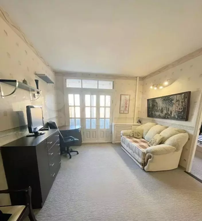 3-к. квартира, 70 м, 8/8 эт. - Фото 1
