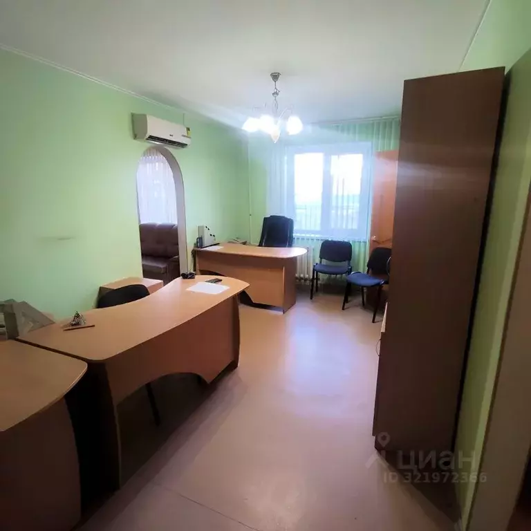 Офис в Омская область, Омск просп. Королева, 10 (50 м) - Фото 1