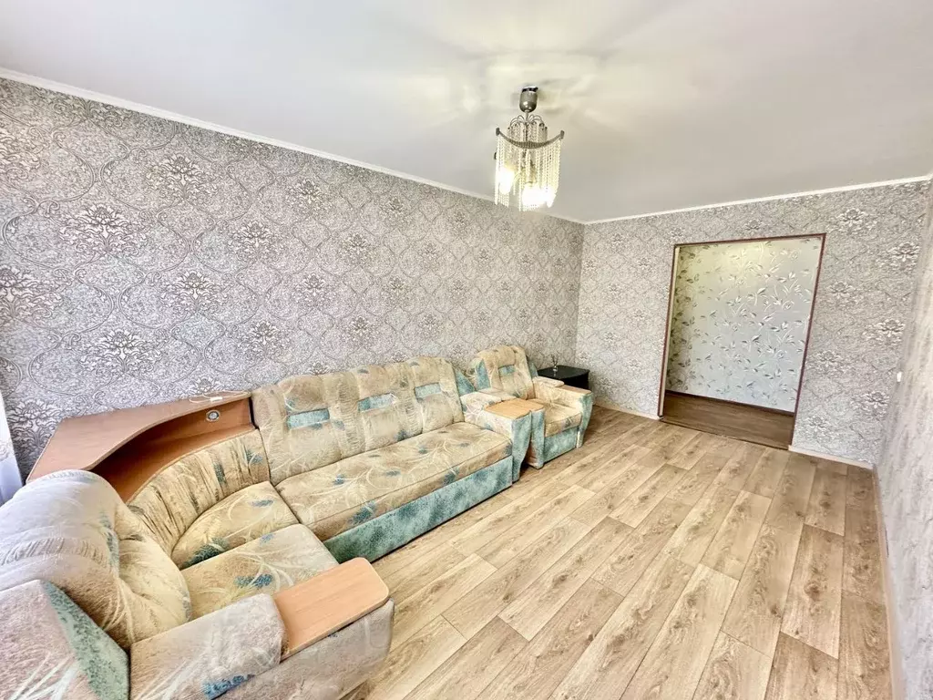 2-к кв. Алтайский край, Барнаул Докучаево мкр, ул. Шукшина, 18 (58.0 ... - Фото 0