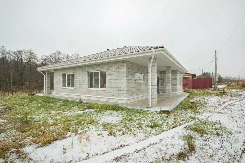 Дом в Московская область, Наро-Фоминский городской округ, д. Новоселки ... - Фото 1