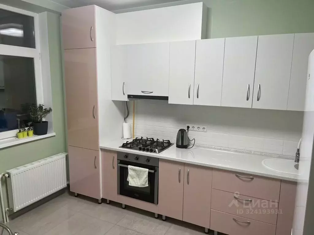 2-к кв. Крым, Симферополь ул. Батурина, 123 (60.0 м) - Фото 2