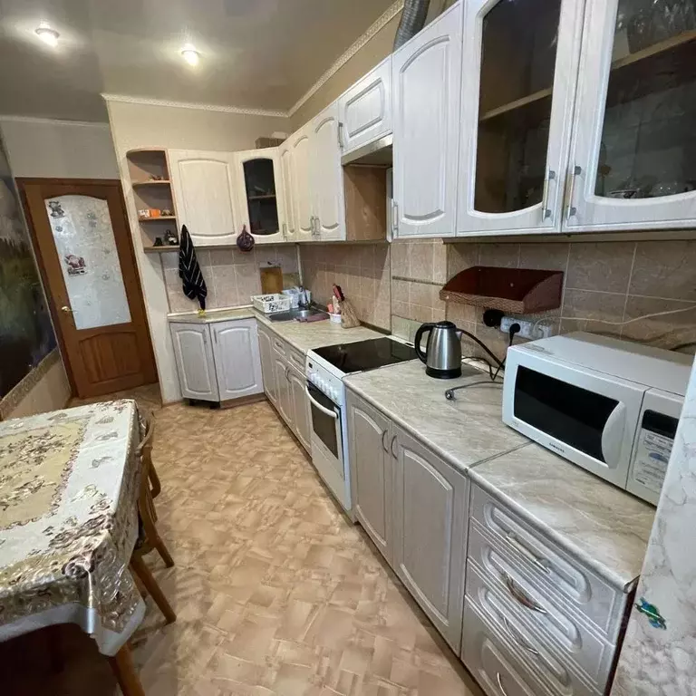 3-к кв. Мурманская область, Мурманск Ростинская ул., 1 (75.0 м) - Фото 0