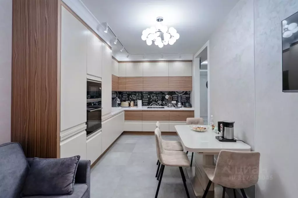 3-к кв. Москва Родниковая ул., 30к1 (87.0 м) - Фото 0