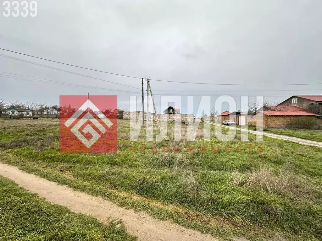 Участок в Крым, Ленинский район, Семисотское с/пос, с. Каменское ул. ... - Фото 2