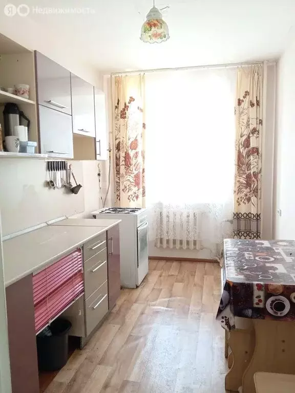 2-комнатная квартира: Пласт, улица Галкина, 6 (48.6 м) - Фото 1