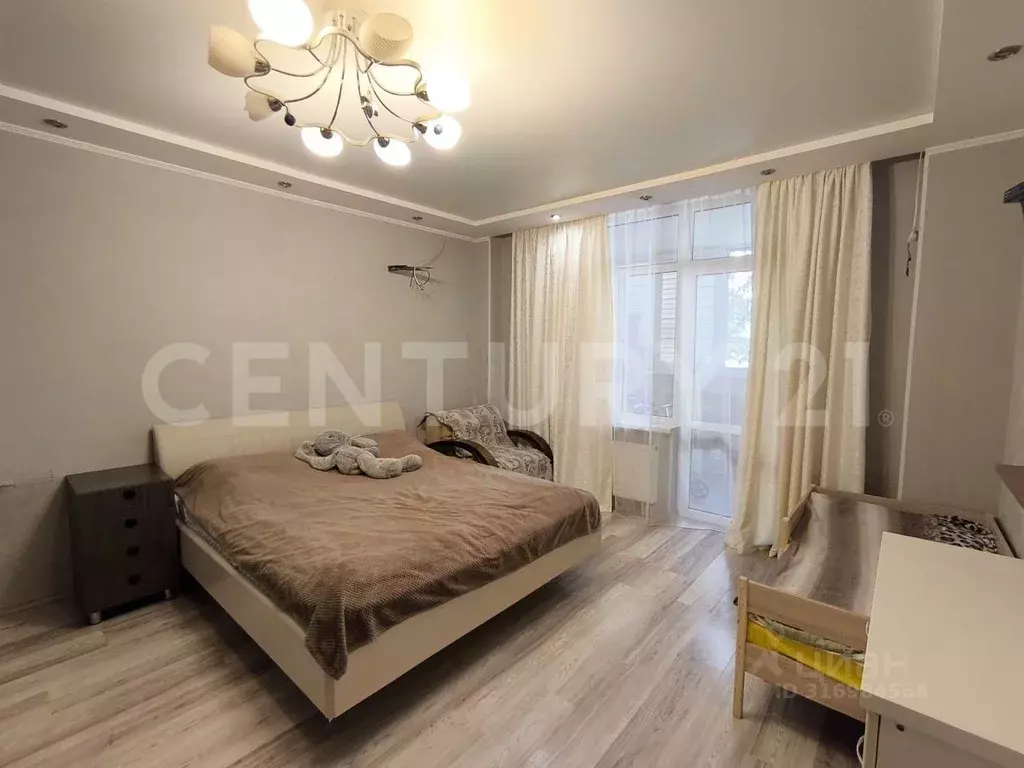 2-к кв. Севастополь просп. Победы, 44Б (84.7 м) - Фото 1