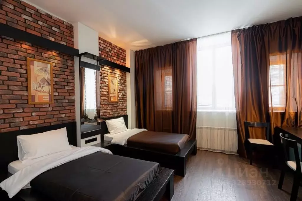 Комната Санкт-Петербург ул. Ломоносова, 1 (18.0 м) - Фото 1