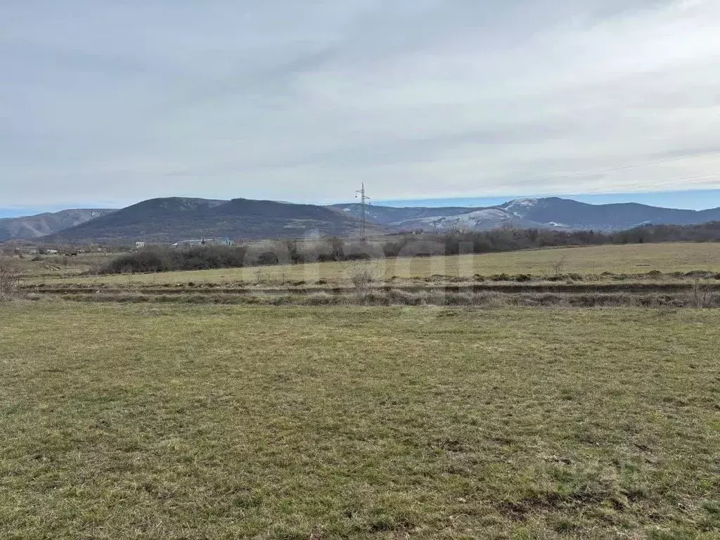 Участок в Крым, Симферопольский район, с. Доброе ул. Клубничная (6.0 ... - Фото 2