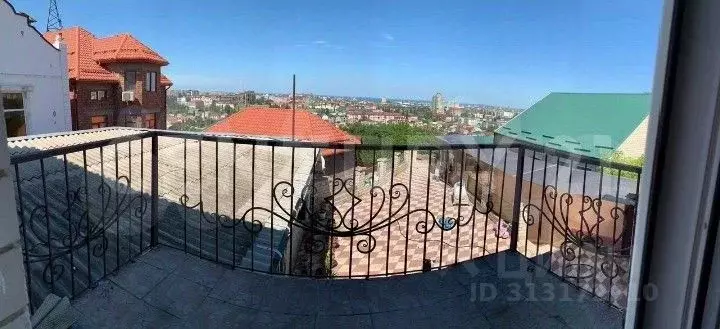 Дом в Дагестан, Махачкала городской округ, Альбурикент пгт ул. Шейха ... - Фото 1