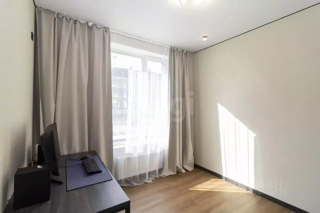 2-к кв. Тюменская область, Тюмень ул. Василия Подшибякина, 9 (59.8 м) - Фото 1