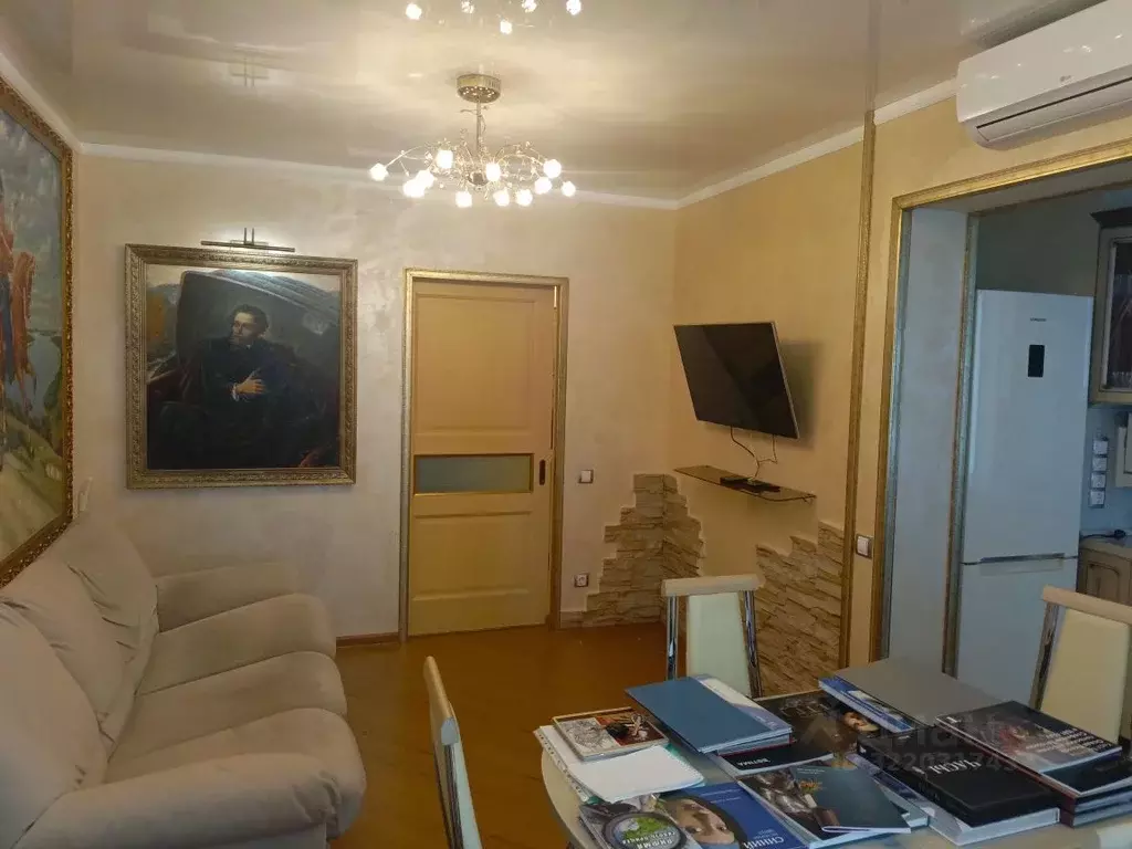 2-к кв. Курская область, Железногорск ул. Гагарина, 43 (44.8 м) - Фото 0