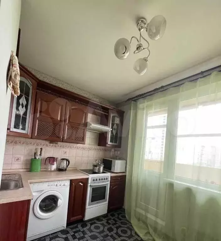 1-к. квартира, 37 м, 9/16 эт. - Фото 0