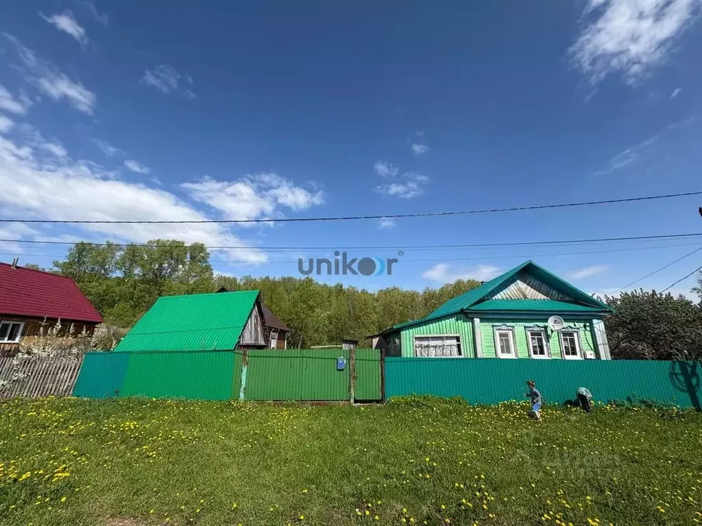Дом в Башкортостан, Иглинский сельсовет, с. Иглино ул. Ворошилова, 2 ... - Фото 0