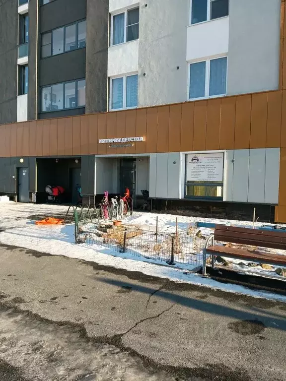 Торговая площадь в Свердловская область, Екатеринбург просп. Академика ... - Фото 2