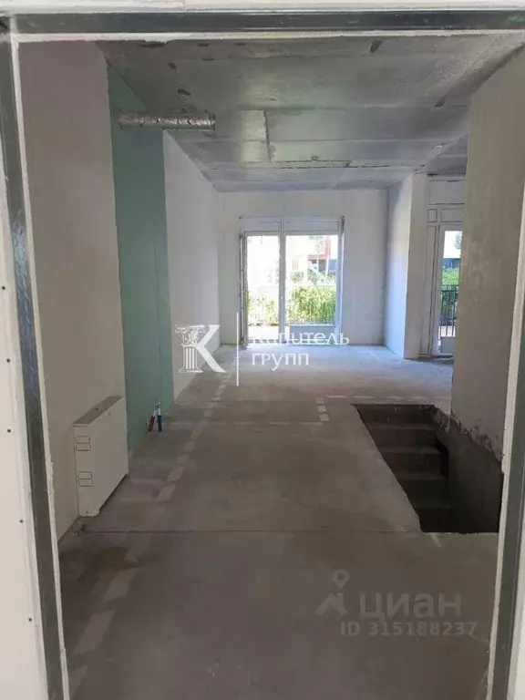 Помещение свободного назначения в Тюменская область, Тюмень ул. ... - Фото 1