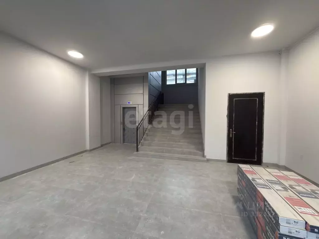 2-к кв. Дагестан, Махачкала ул. Габитова, 17 (84.0 м) - Фото 1