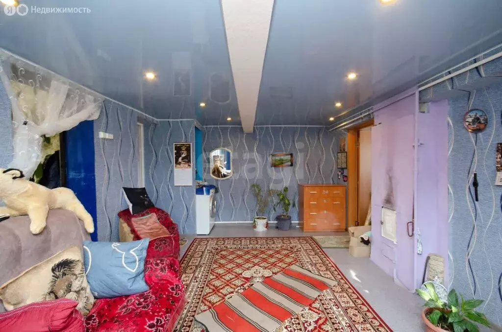 Дом в Ялуторовск, улица Декабристов, 12 (70 м) - Фото 1