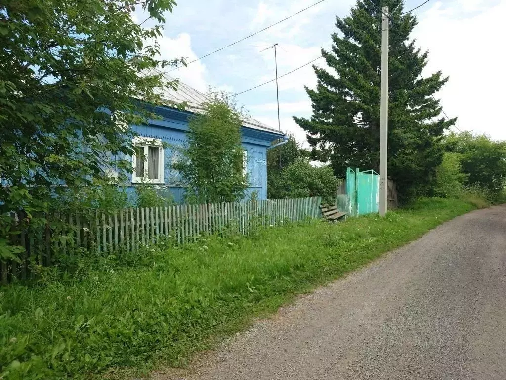 Дом в Кемеровская область, Топкинский муниципальный округ, пос. Шишино ... - Фото 1