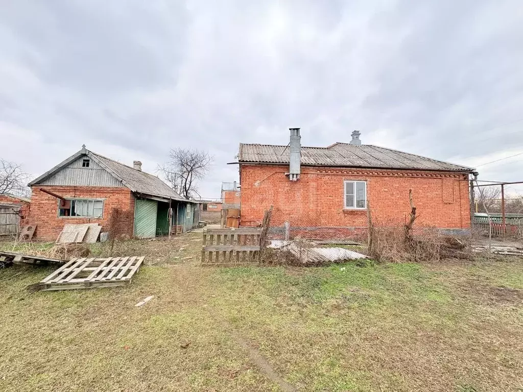 Дом в Краснодарский край, Тимашевский район, Роговское с/пос, ... - Фото 1