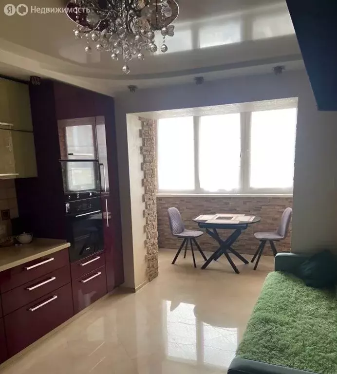 1-комнатная квартира: Волгоград, улица Маршала Ерёменко, 42 (51 м) - Фото 2