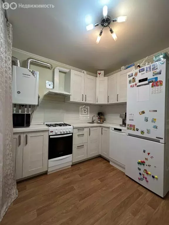 2-комнатная квартира: Калуга, улица Петра Тарасова, 31 (46 м) - Фото 0
