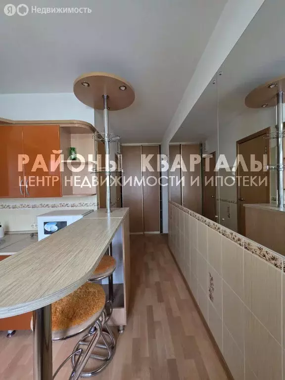 1-комнатная квартира: Челябинск, Российская улица, 204 (40.1 м) - Фото 2