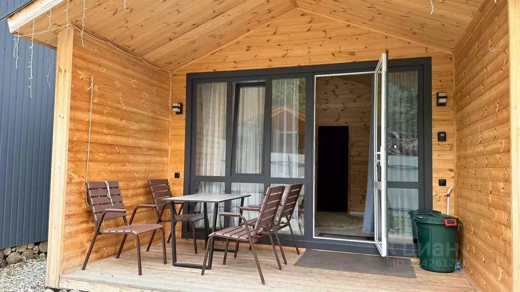 Дом в Карачаево-Черкесия, Зеленчукский район, с. Архыз ул. Банковская, ... - Фото 2