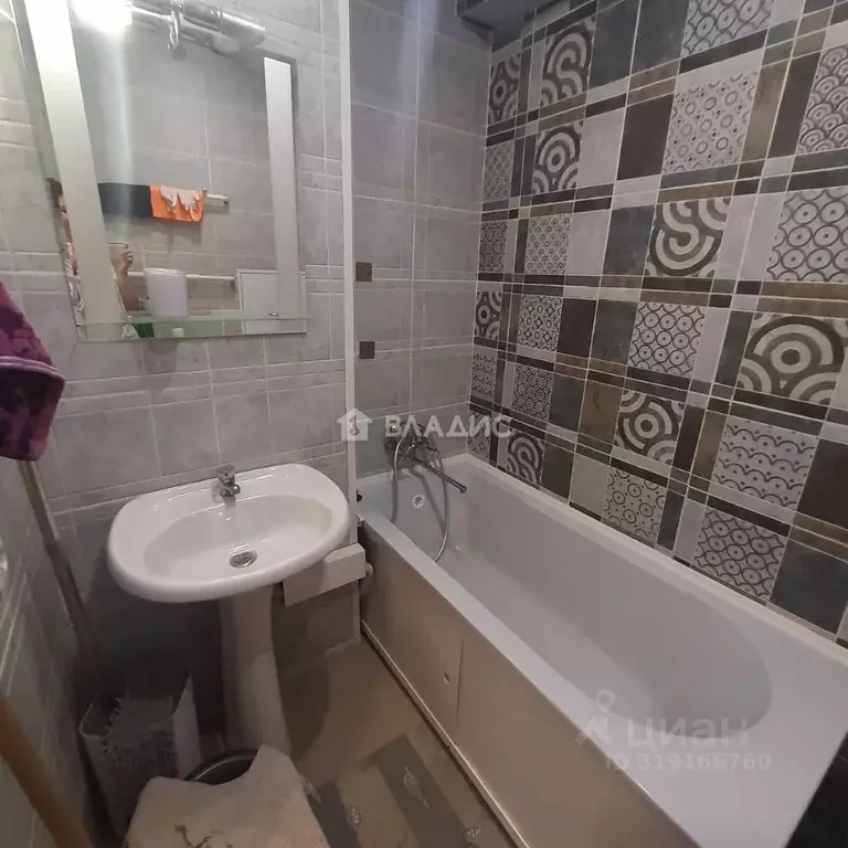 1-к кв. Иркутская область, Ангарск 22-й мкр, 42 (30.5 м) - Фото 0