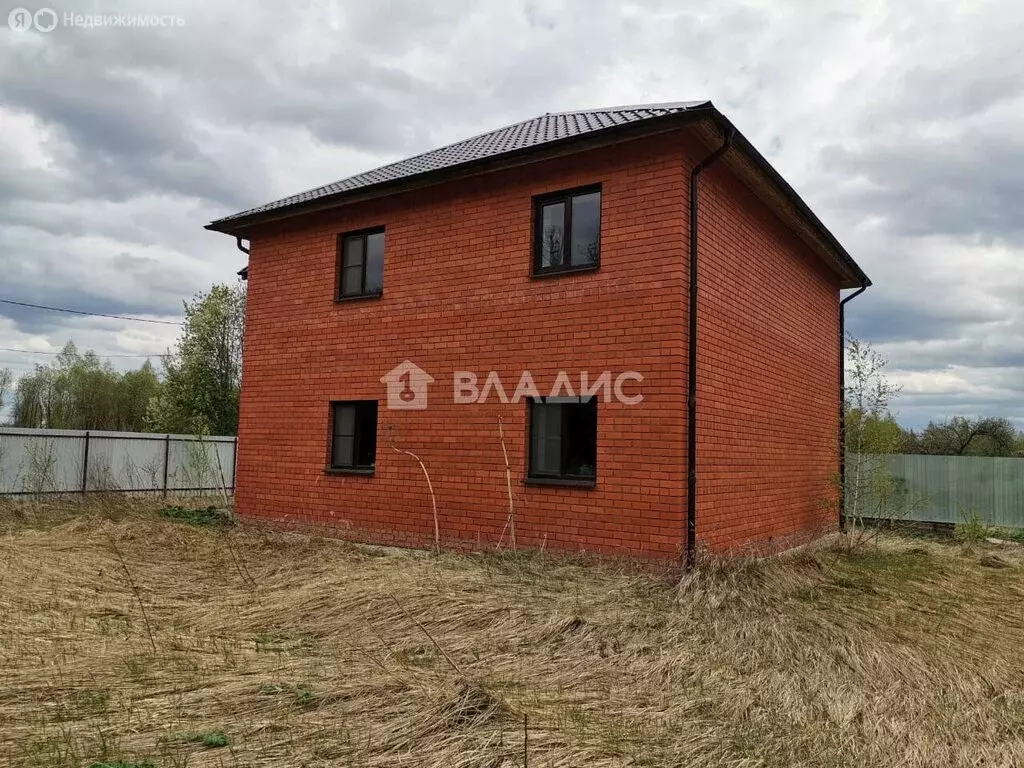 Дом в Козельск, 5-я Юго-Западная улица (200.8 м) - Фото 1