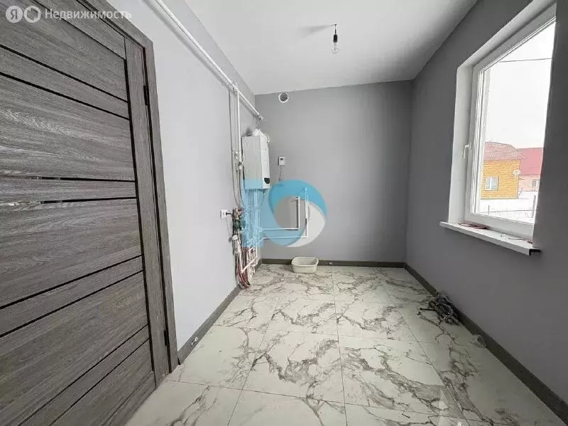 Дом в село Иглино, улица Ломоносова, 10 (160 м) - Фото 1