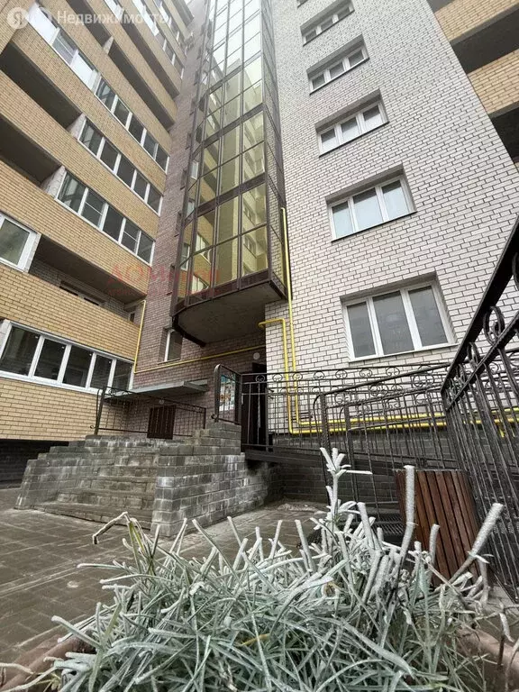 2-комнатная квартира: Смоленск, Киевское шоссе, 18 (70.4 м) - Фото 1