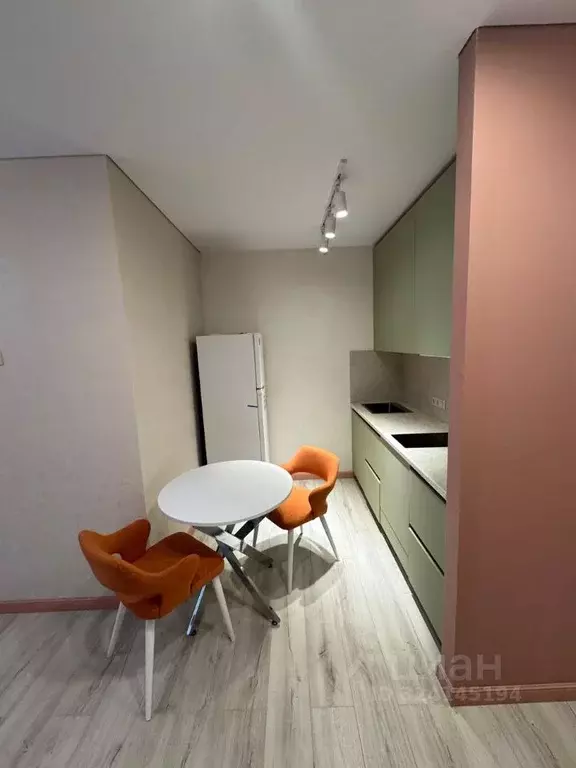 1-к кв. Новосибирская область, Новосибирск ул. Прибрежная, 6 (30.0 м) - Фото 1