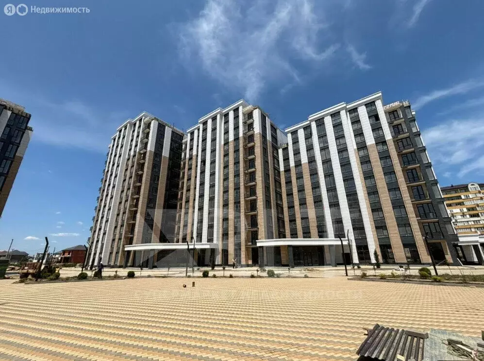 2-комнатная квартира: Каспийск, улица Магомедали Магомеджановa, 31 ... - Фото 1
