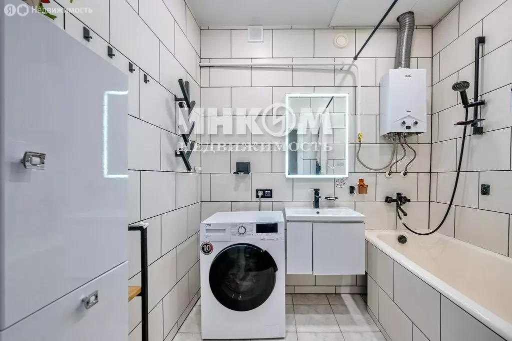 2-комнатная квартира: Москва, Радужная улица, 15к2 (57.1 м) - Фото 1