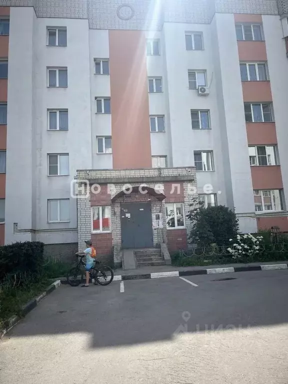 1-к кв. Рязанская область, Рыбное Большая ул., 4Г (40.7 м) - Фото 0