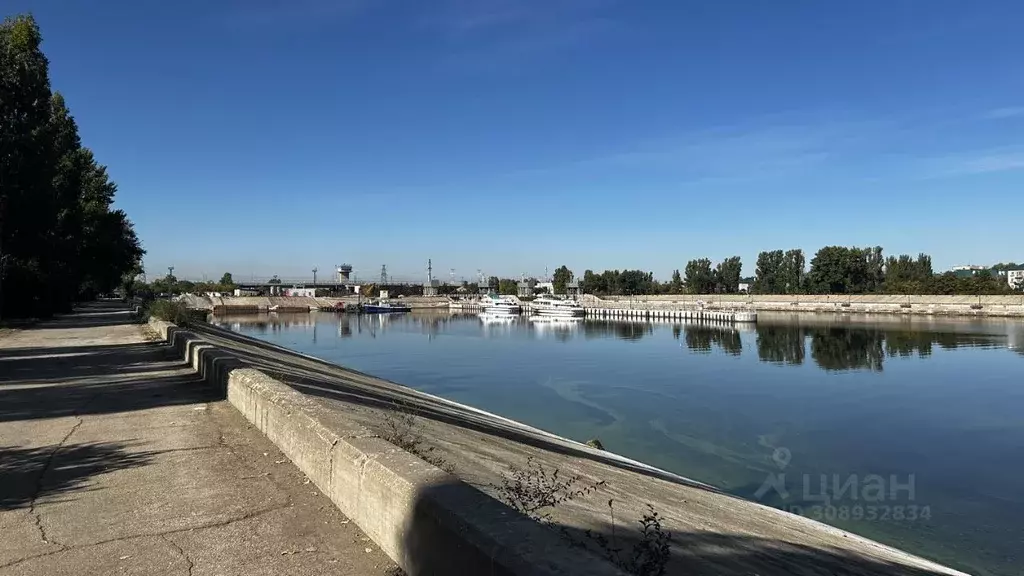 1-к кв. Саратовская область, Балаково ул. Набережная 50 лет ВЛКСМ, 20 ... - Фото 0