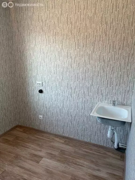 1-комнатная квартира: Курган, жилой район Заозёрный, 8-й микрорайон, ... - Фото 2