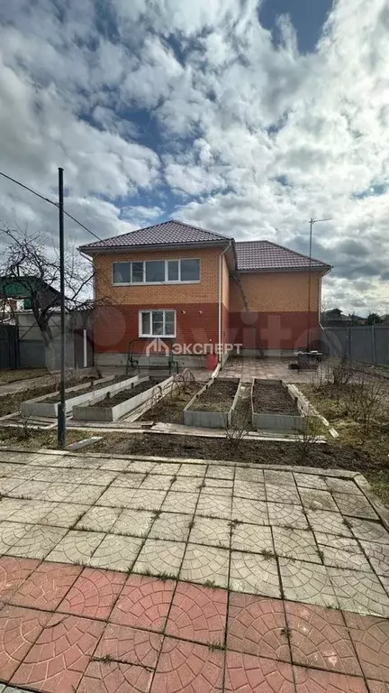 Дом 198,1 м на участке 6 сот. - Фото 1