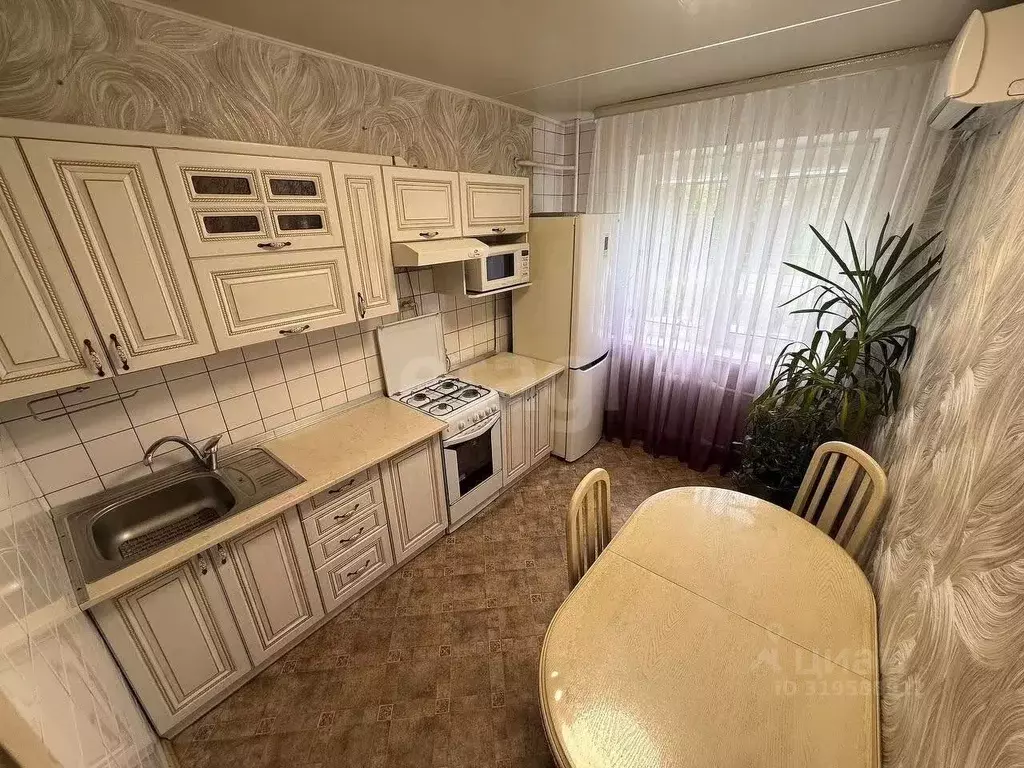 3-к кв. Ростовская область, Ростов-на-Дону ул. Зорге, 27/6 (65.0 м) - Фото 0
