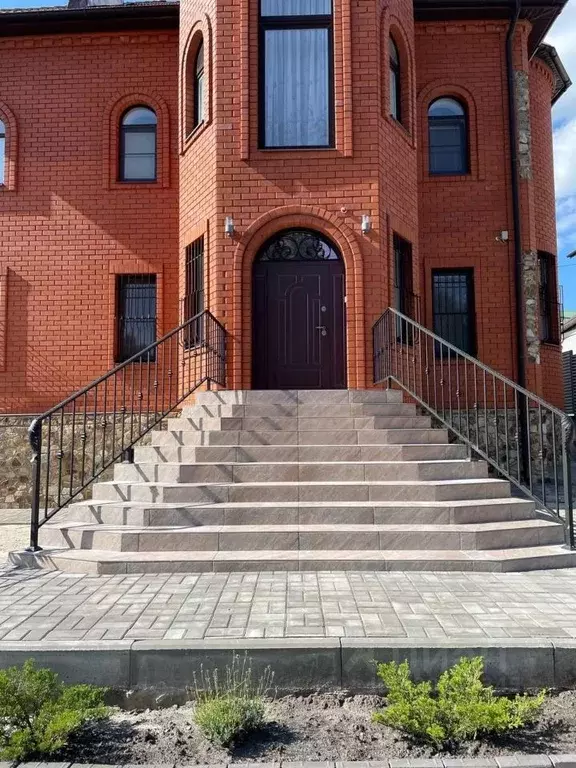 Дом в Курская область, Курск ул. Тропинка, 47 (428 м) - Фото 1