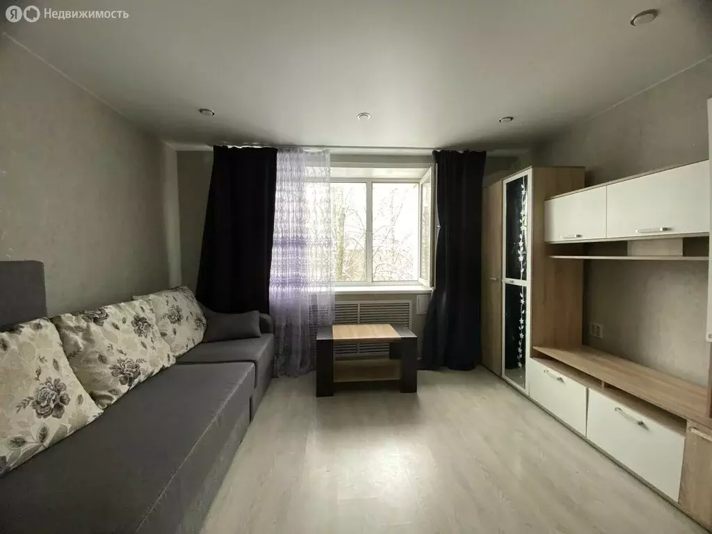 Квартира-студия: Киров, проезд Шаляпина, 8 (21.6 м) - Фото 1