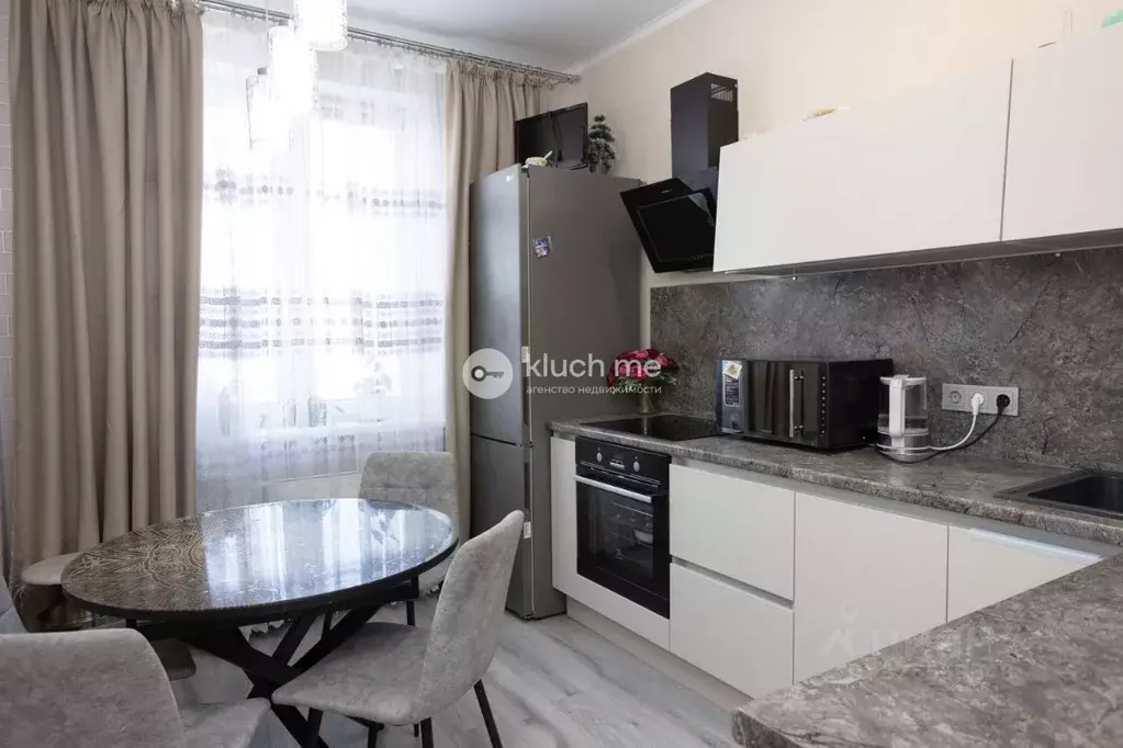 2-к кв. Татарстан, Казань ул. Сабан, 5В (56.0 м) - Фото 2