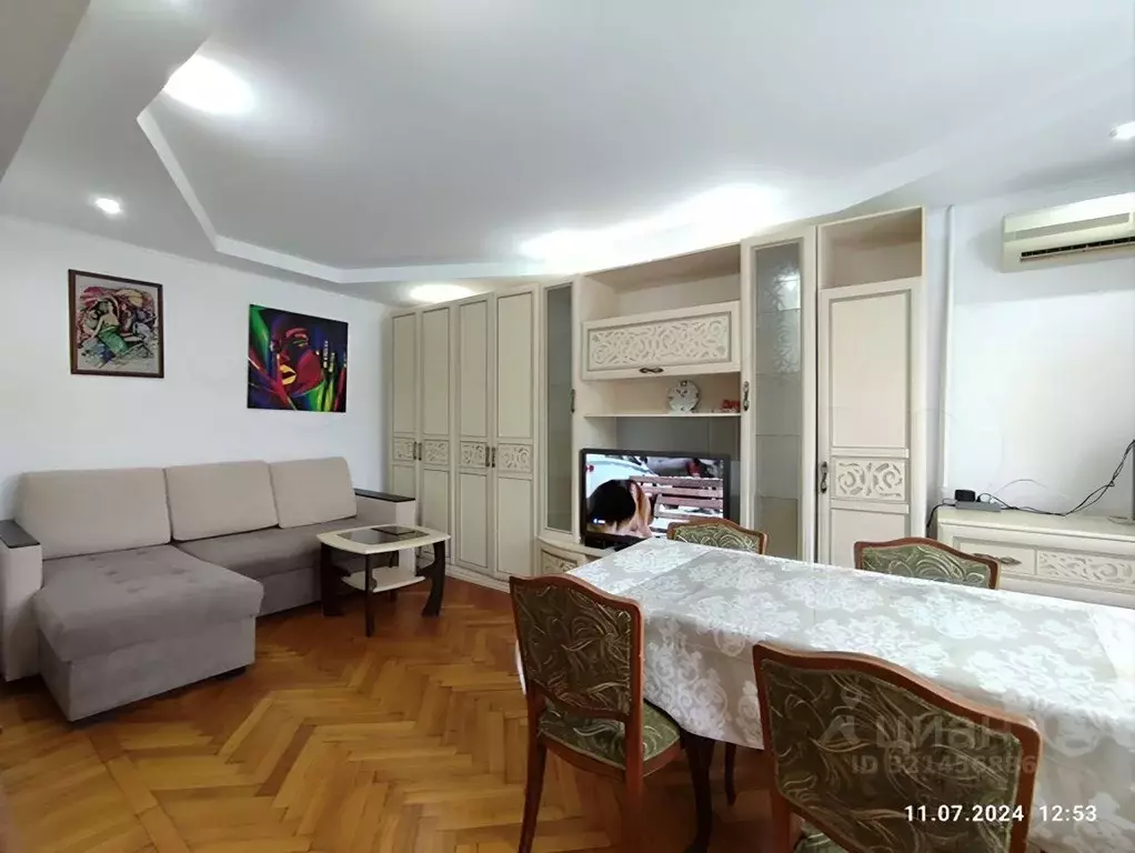2-к кв. Краснодарский край, Сочи Центральный мкр, ул. Роз, 48 (65.0 м) - Фото 1